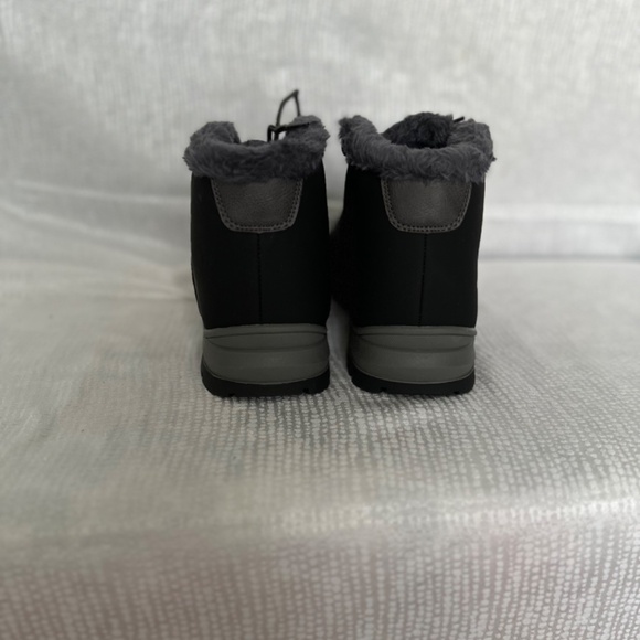 Carenurse, (NEW) men’s faux fur lined boot, size 10 - Picture 5 of 8